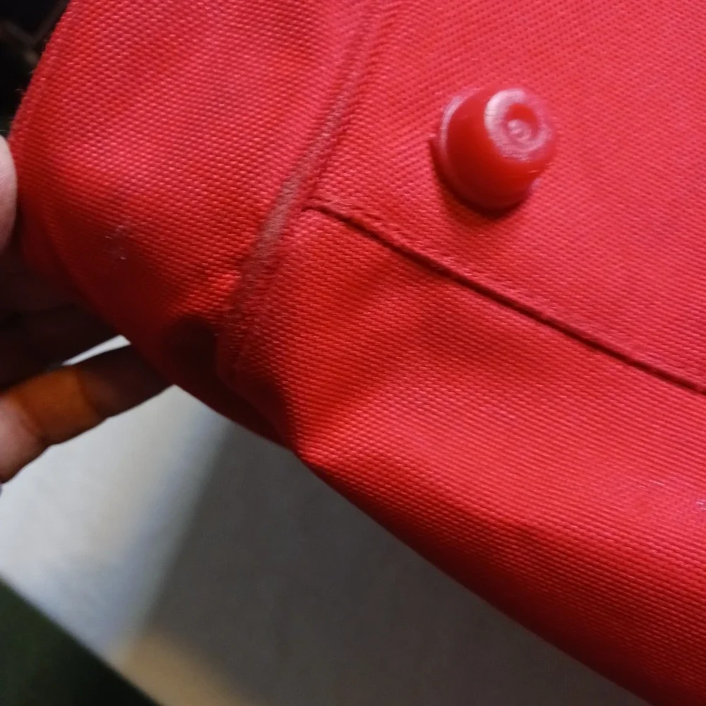 VTG Halliburton Energy Company Duffel Bag Red Canvas Logo ID Tag 3 Zip pockets